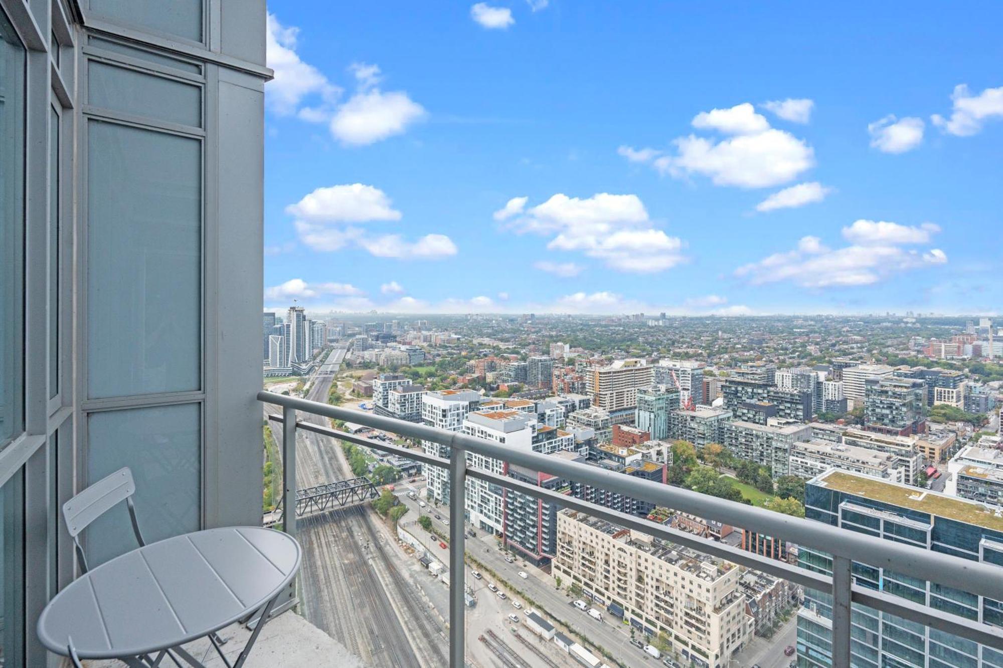 Globalstay Elegant Downtown Apartments 多伦多 外观 照片