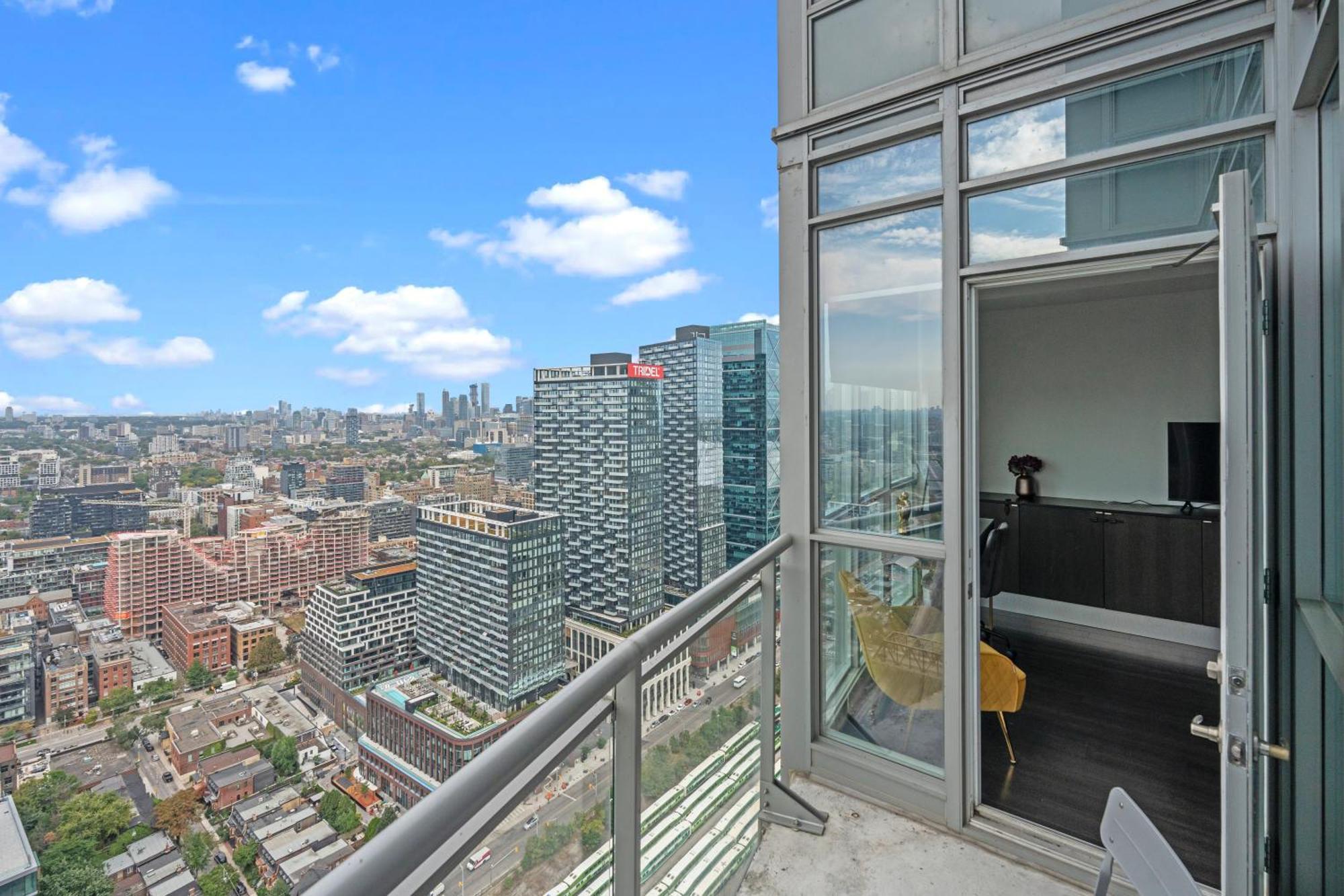 Globalstay Elegant Downtown Apartments 多伦多 外观 照片
