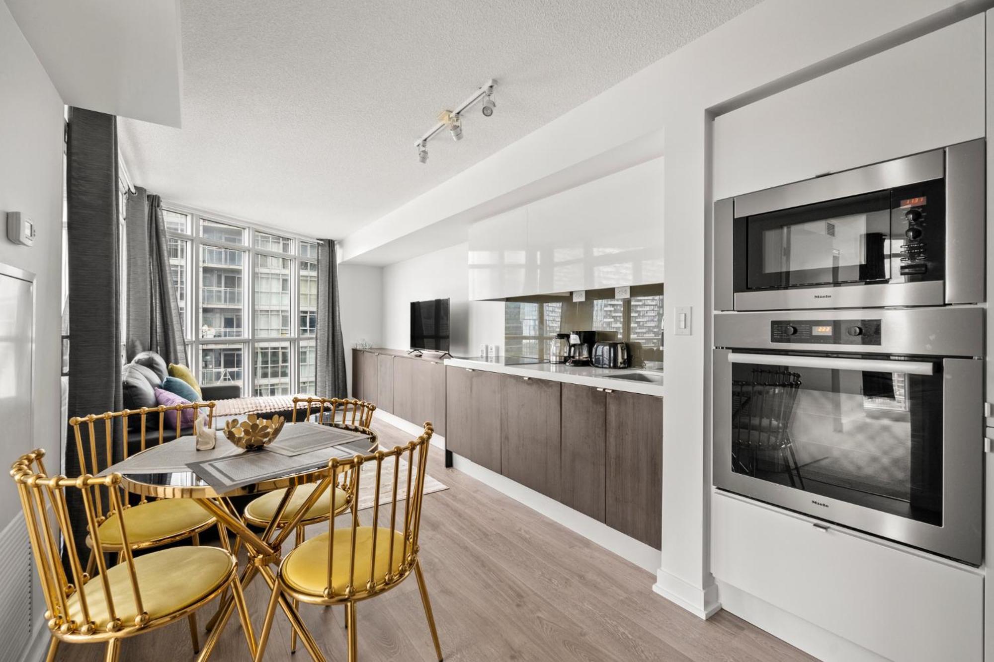 Globalstay Elegant Downtown Apartments 多伦多 外观 照片